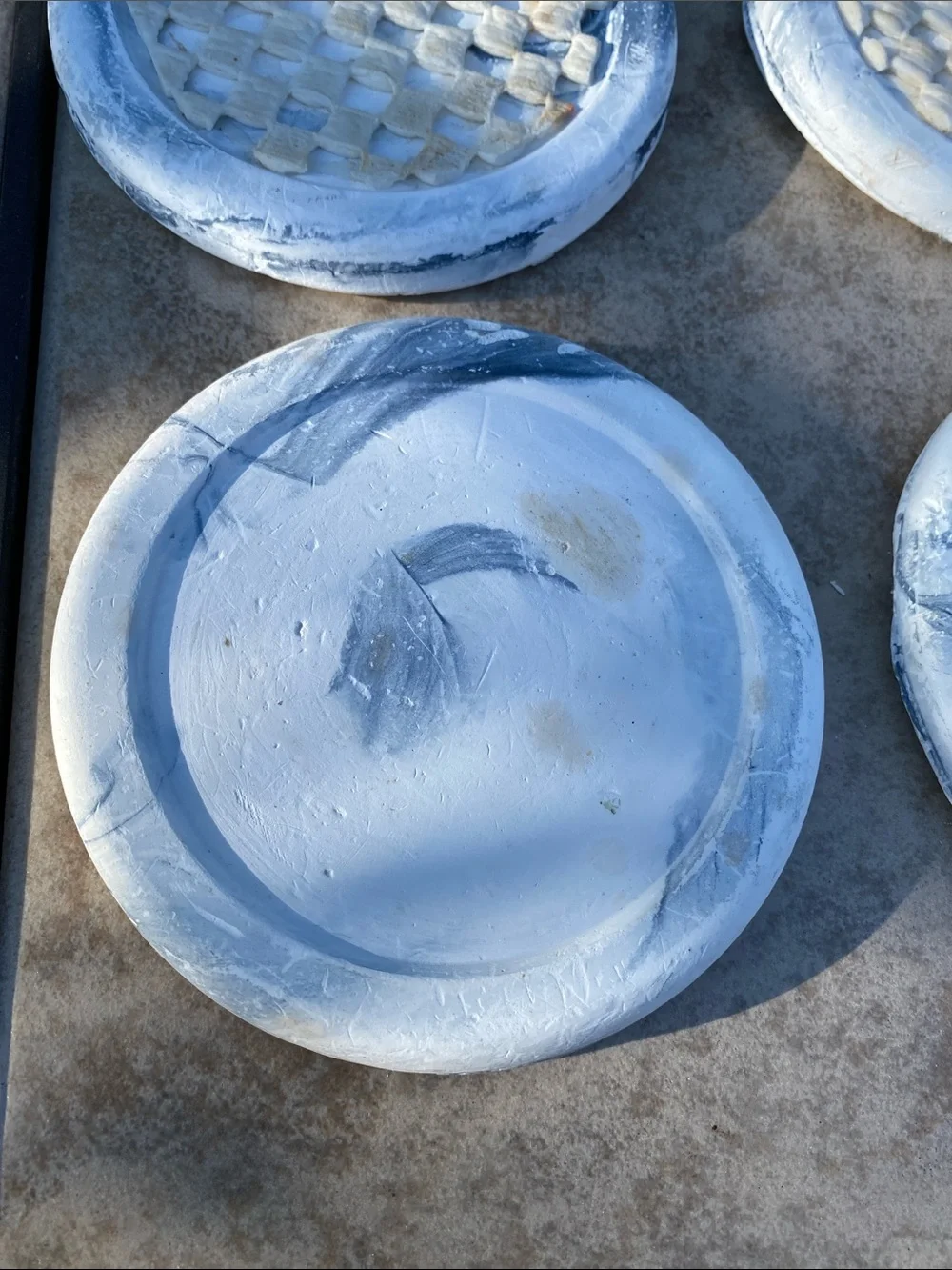 Vintage-Style White and Cream Decorative Unsealed Plaster Coaster Set of 4